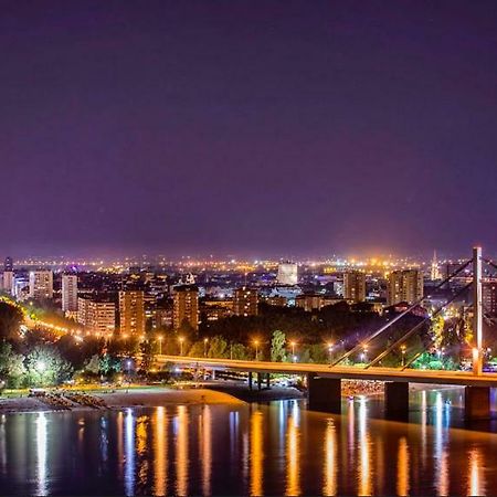 Piccolo Apartment โนวีซาด ภายนอก รูปภาพ
